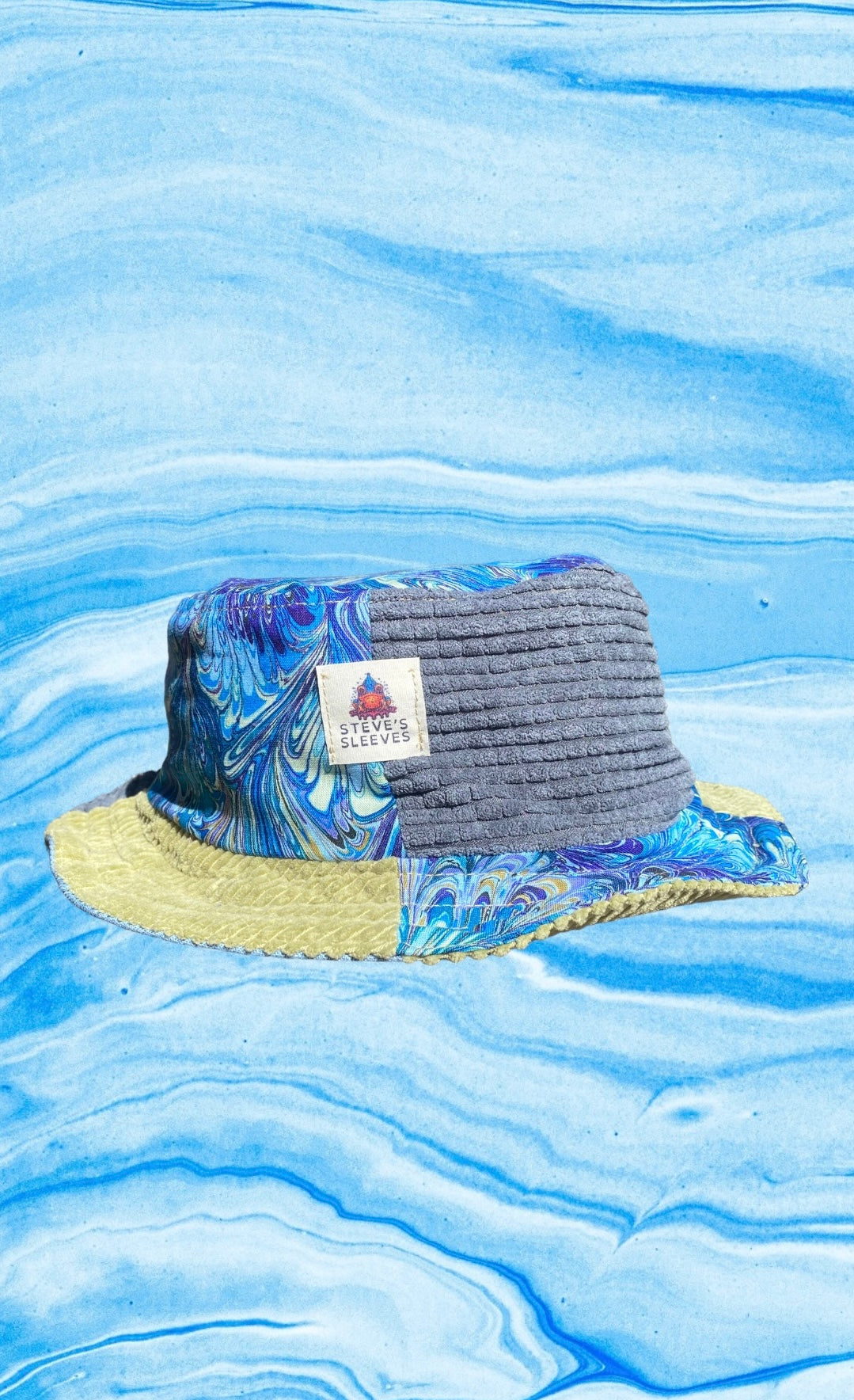 Reversible bucket hat